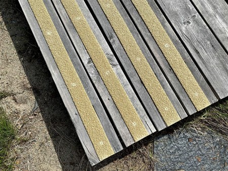 Halkskyddslist Antislip BEIGE 50x1000mm Förborrad Idun SafeStep